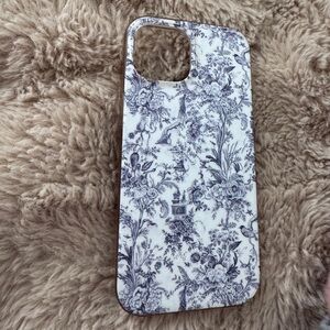 iPhone 15 MagSafe Floral Pattern Phone Case - Blue and White